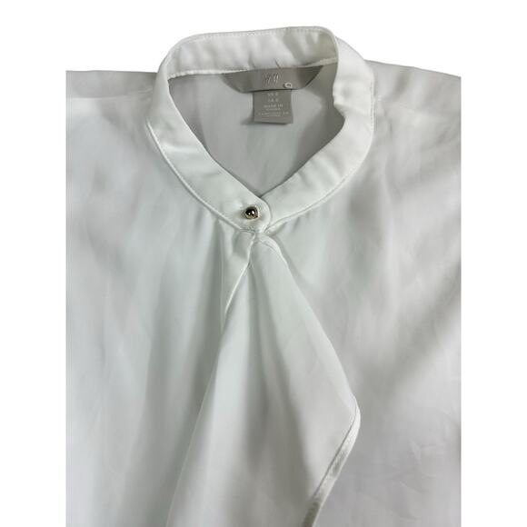 H&M White Chiffon Sleeveless Blouse Sz Small Layering Career Top Ruffled Front - Picture 3 of 7